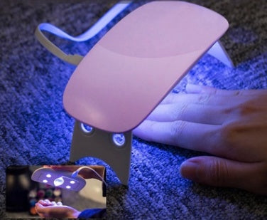 Portable USB LED Nail Light – 6W Fast-Drying Light Therapy Machine💅
