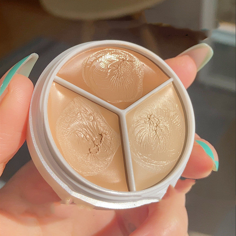 Tri-Color Concealer Foundation – Flawless Coverage & Natural Finish