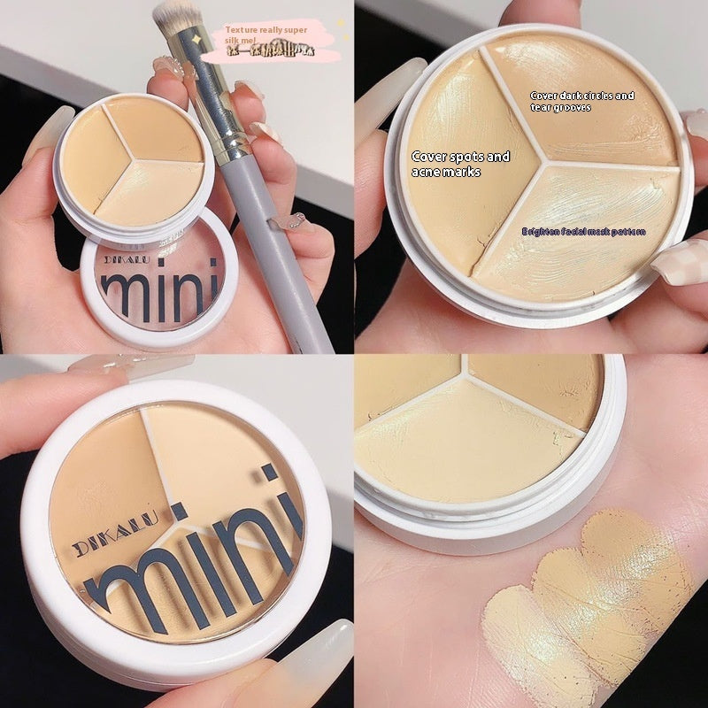 Tri-Color Concealer Foundation – Flawless Coverage & Natural Finish